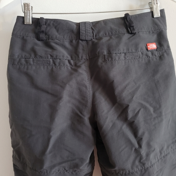 The North Face Convertable Pants To Shorts Grey Cargo Woman Size 6 EUC - Picture 4 of 16